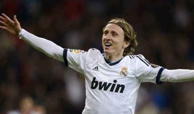 [NBA]湖人准绝杀太阳 詹姆斯赢下“恩怨局”